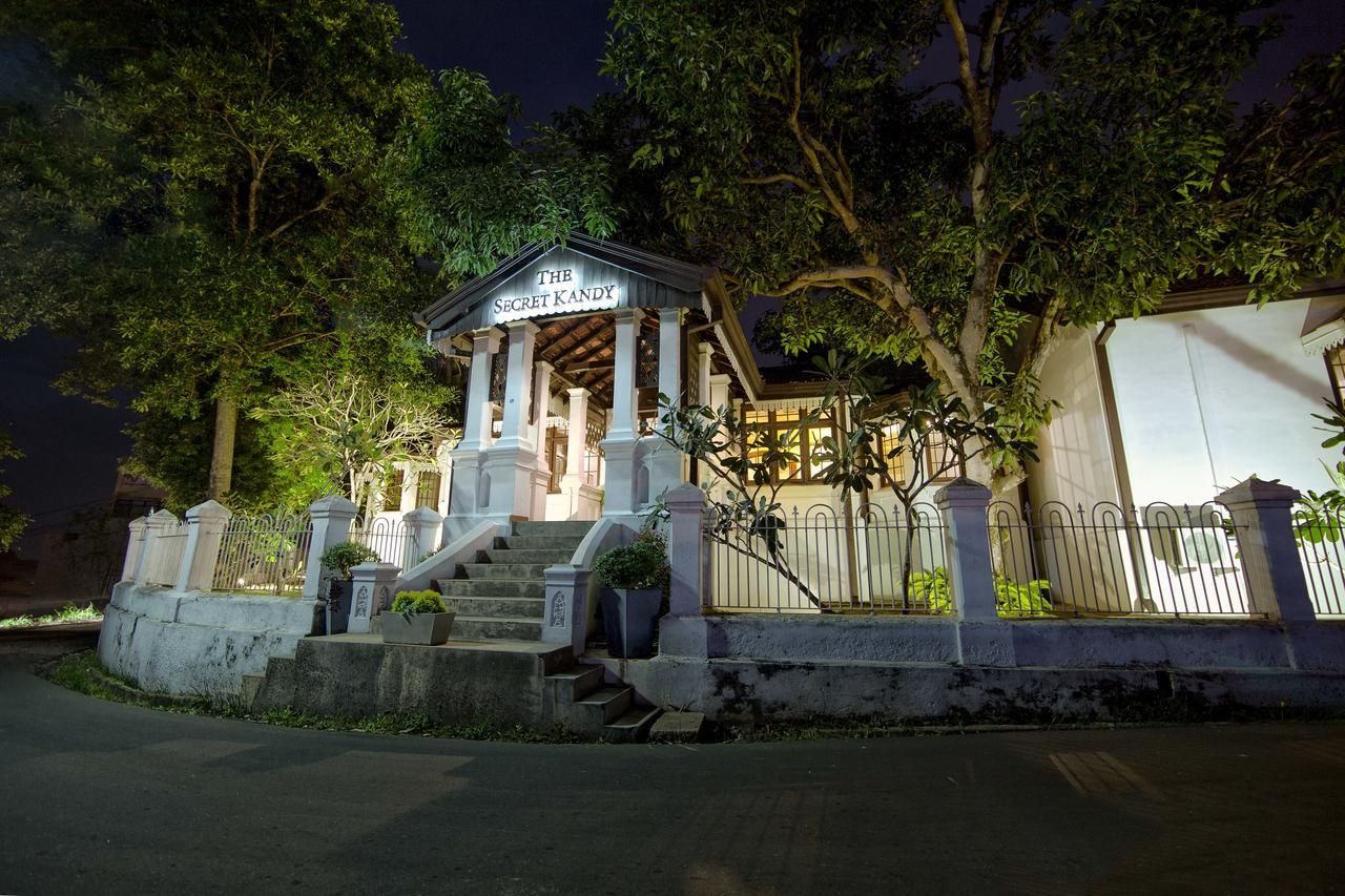 The Secret Kandy Bagian luar foto